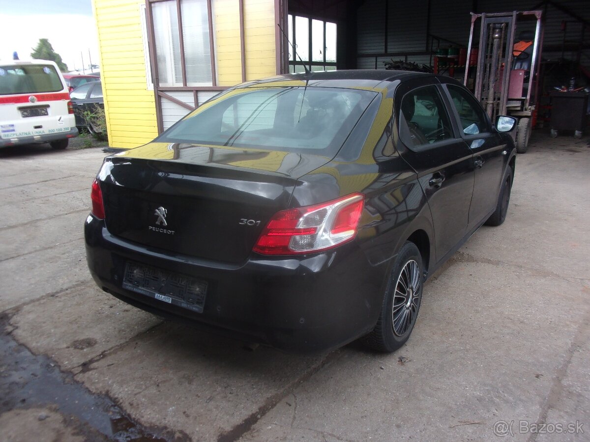 PEUGEOT 301 2014 1,2Í - 2