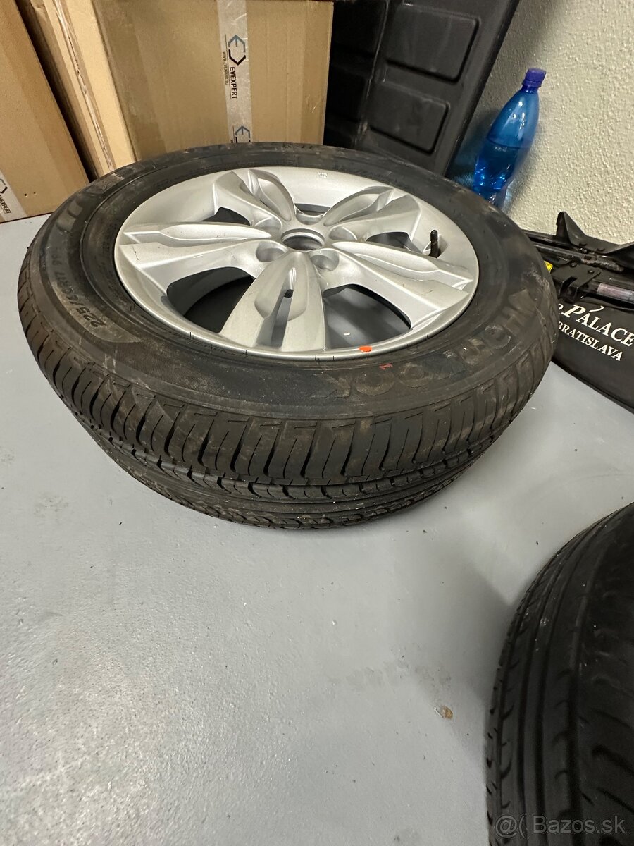 Hankook 225/60/R17 a 225/55/R18 - 2