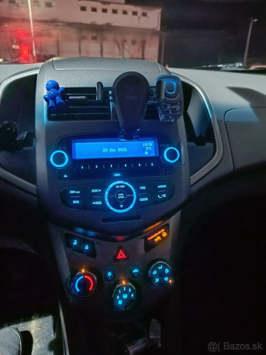 Chevrolet aveo 1.2 benzín 63 kw 2011 - 2