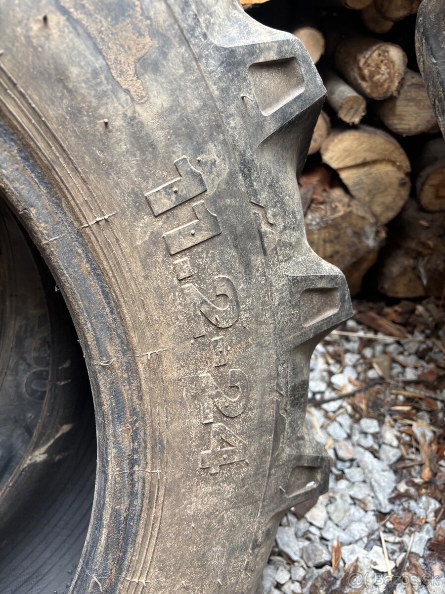 Pneu 11,2/24” - 2