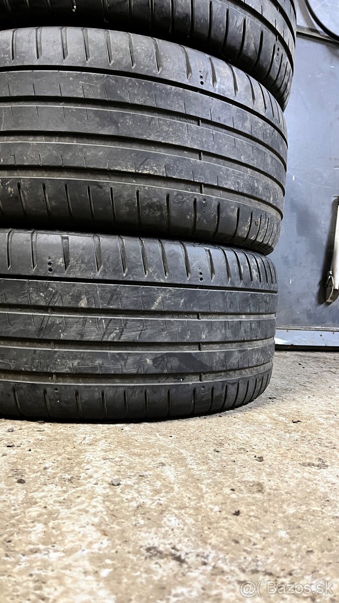 ☀️Letné 235/40 r18 Michelin - 2