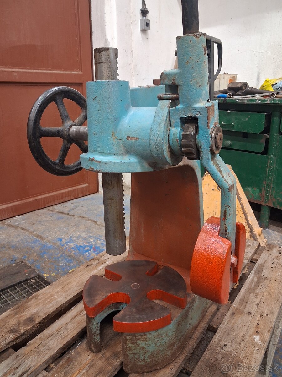 Lis LRH2 ,Hrebeňový lis, dielňa, pneuservis,pneuservis - 2