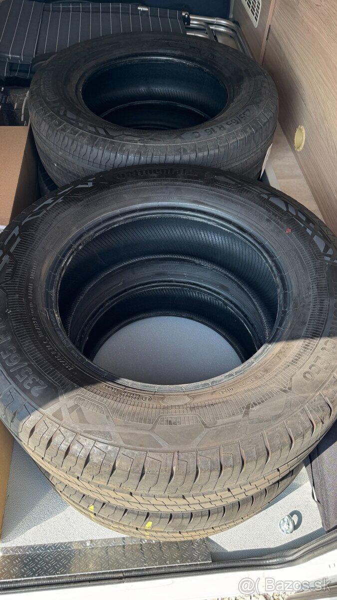 Continental VanContact Eco 235/65 R16 - 2