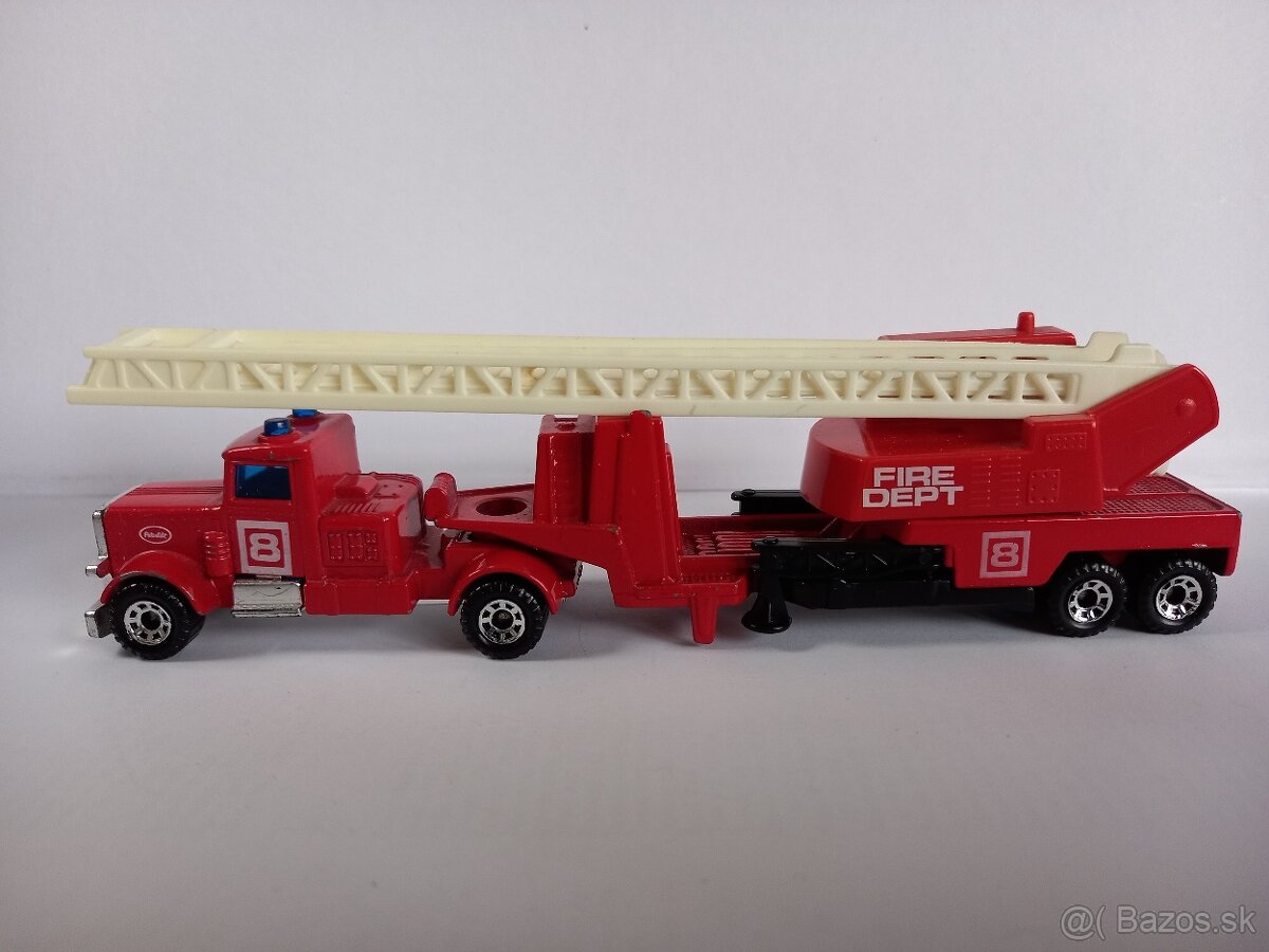 MATCHBOX CONVOY - PETERBILT FIRE ENGINE - 2