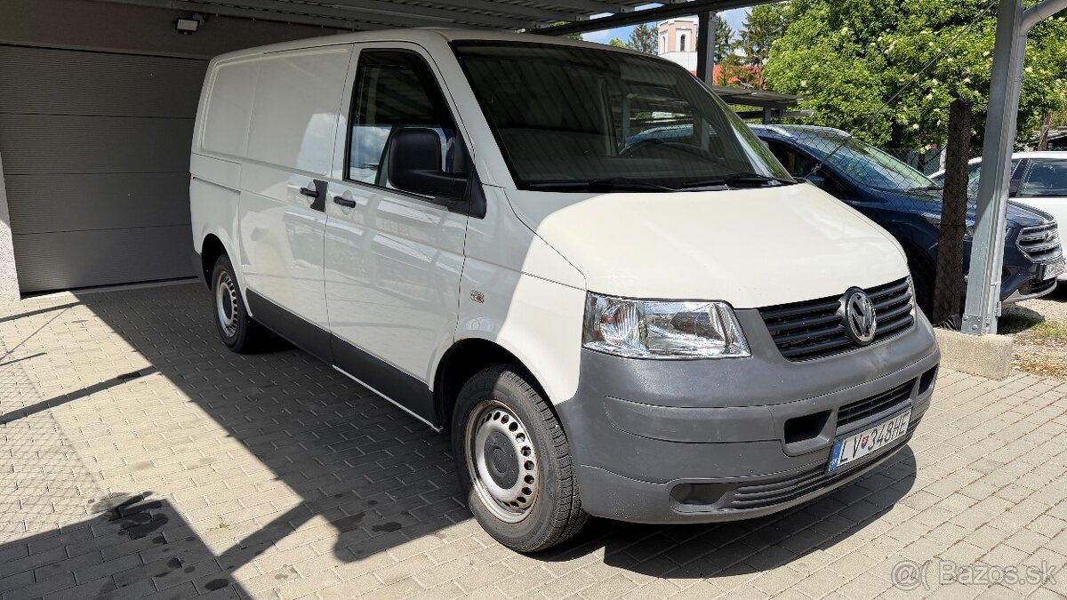 Volkswagen Transporter T5 - 2