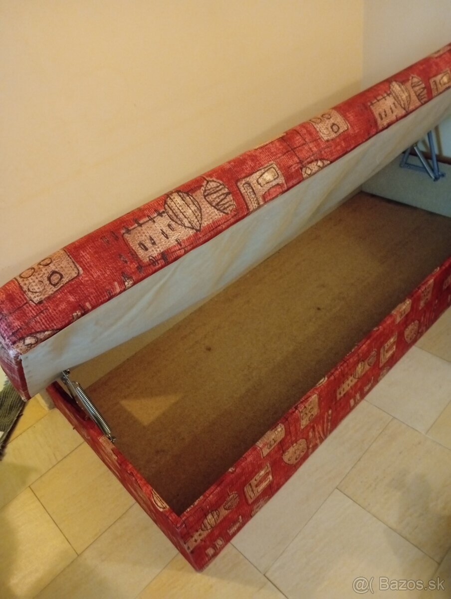 Predám postele s úložným priestorom - 2