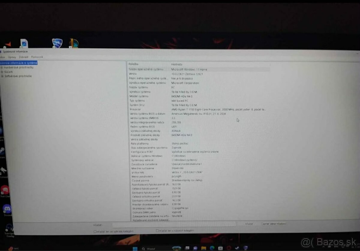 Predávam pc, stolička , 2 monitory , klávesnica - 2