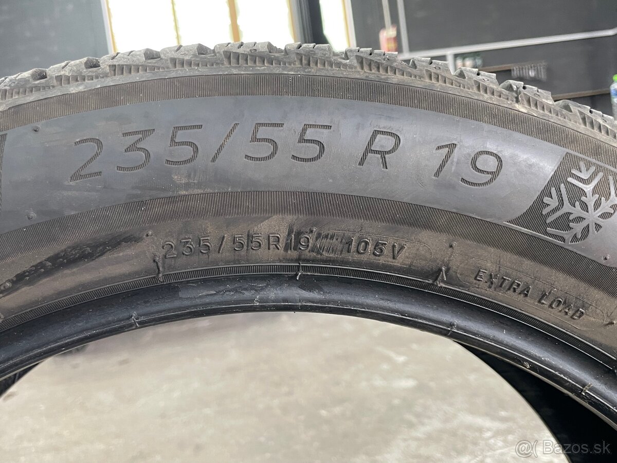 Michelin 235/55R19 - 2