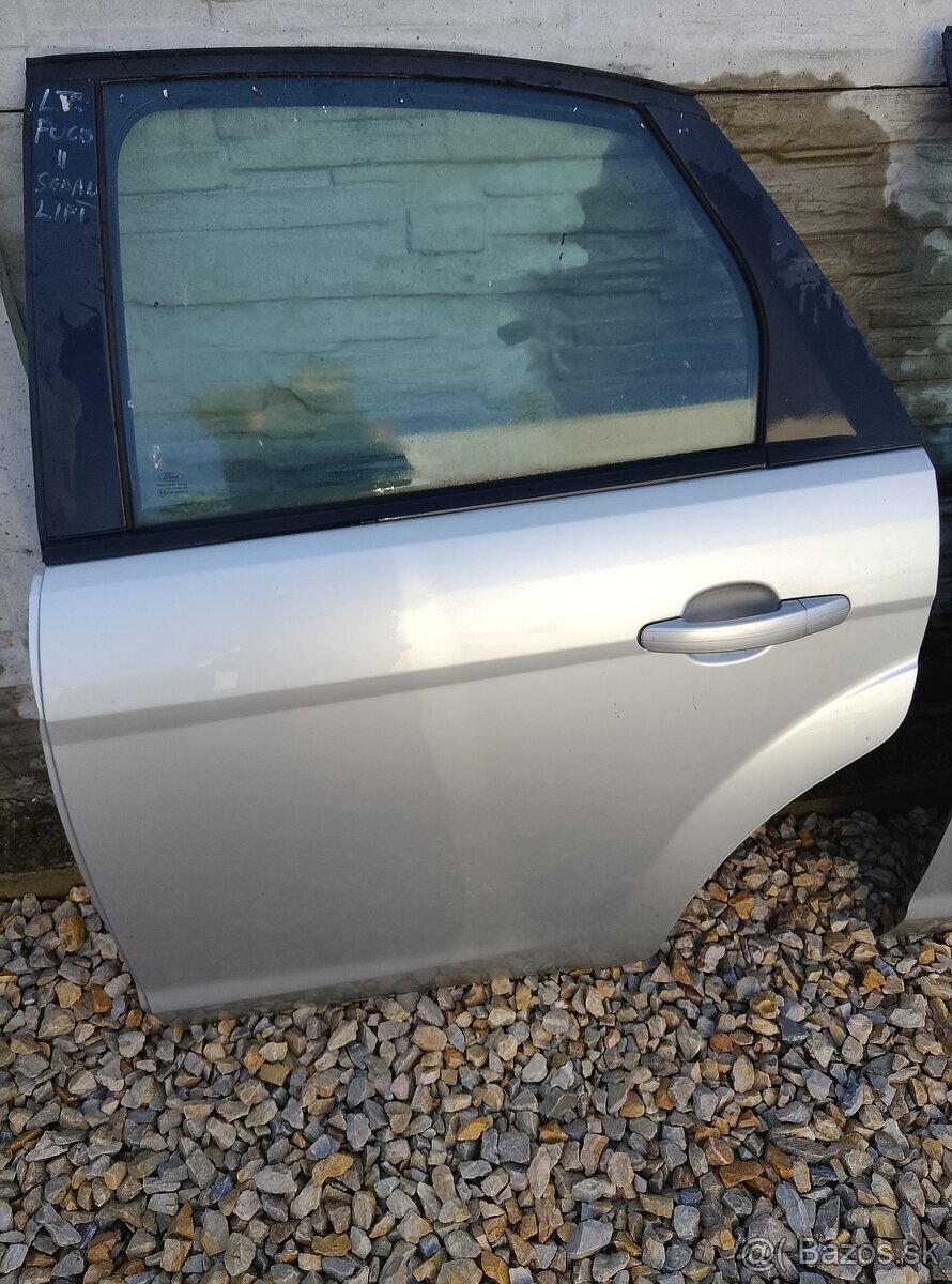 Dvere Ford Focus MK2 Facelift sedan - 2
