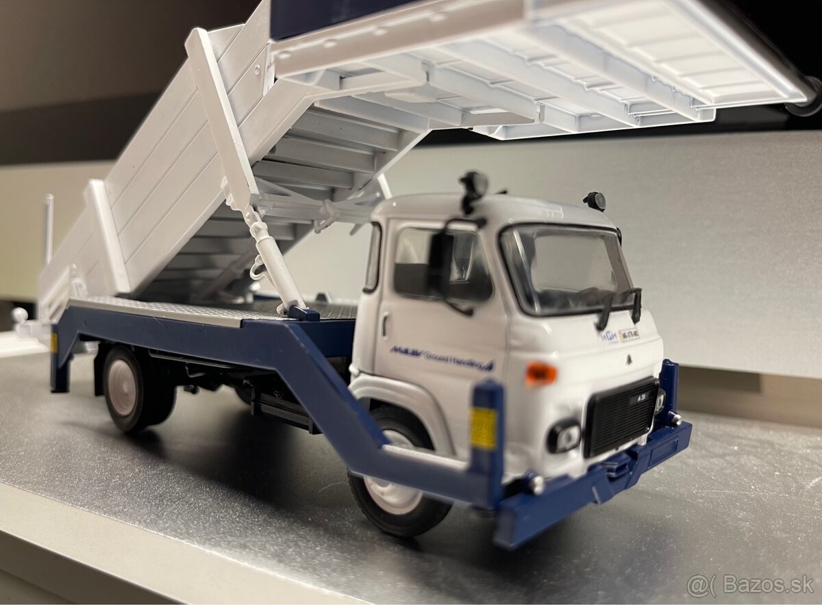 Avia a31 AirPort ladder - 2