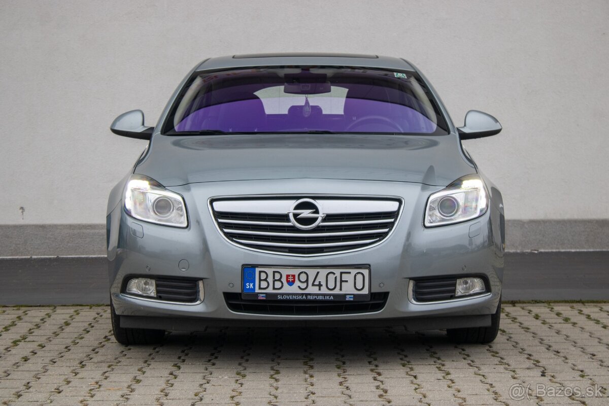 Opel Insignia 2.0 Turbo ECOTEC AWD Cosmo A/T, 162kW - 2