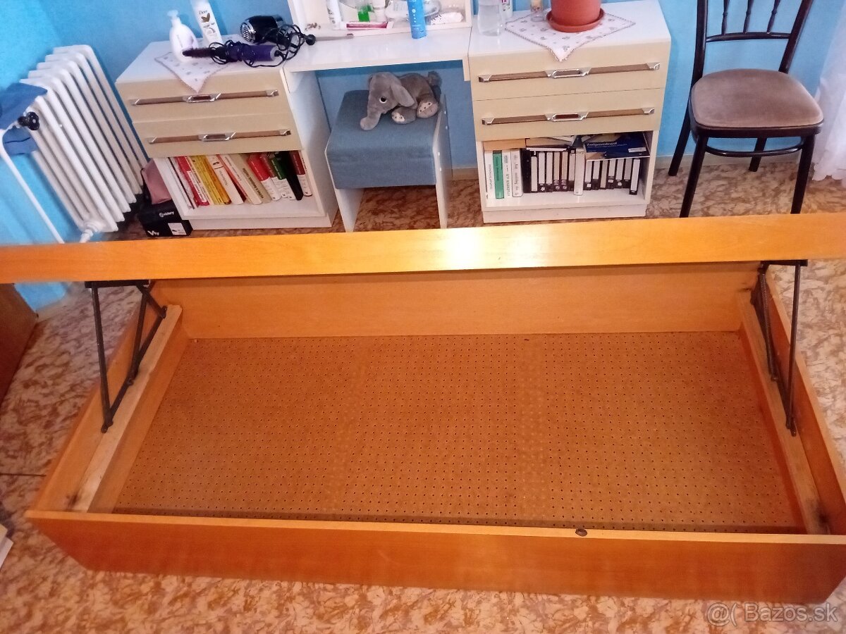 Váľanda s úložným priestorom - 2