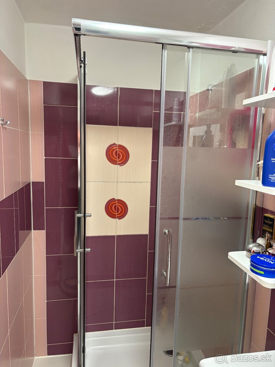 Sprchovací kút - 2