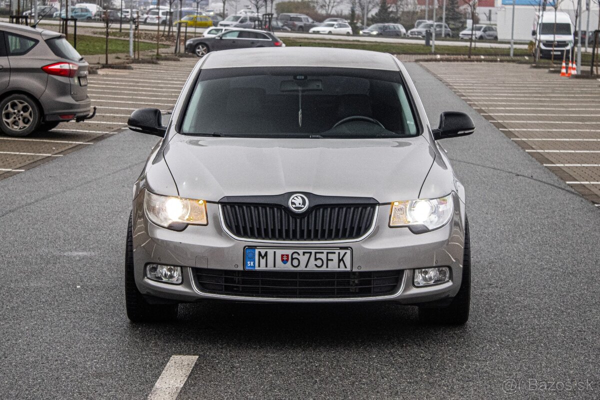 Škoda Superb 3.6 FSI V6 4x4 Elegance DSG/ AJ NA SPLÁTKY - 2