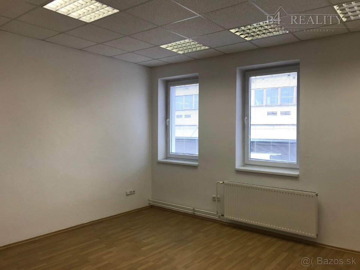 Kancelária na prenájom, 25 m2, Trenčín, ul. Gen. M.R.Štefáni - 2