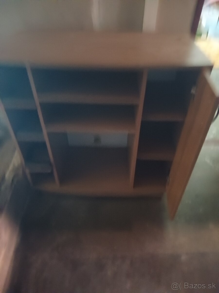 Komoda pod TV - 2