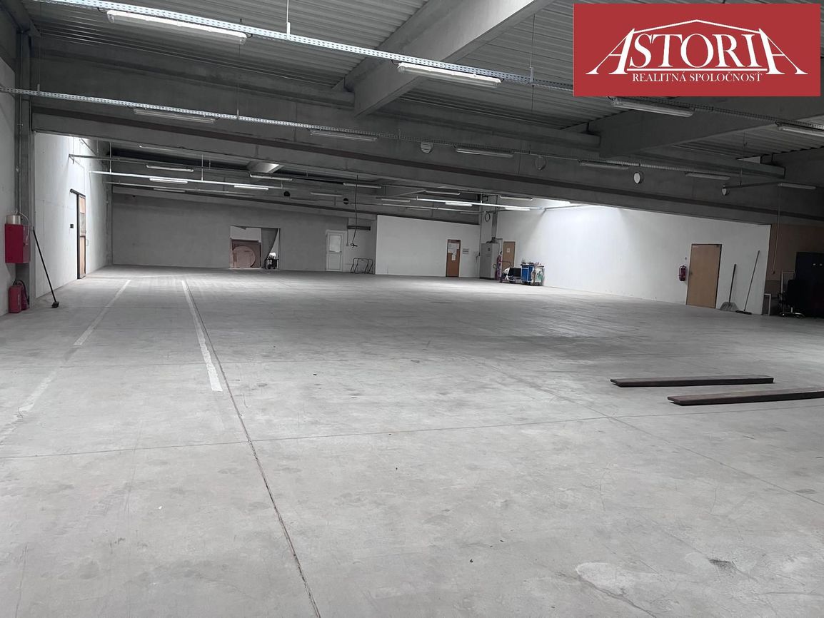 skladové a výrobné priestory na prenájom - 2,75 €/m2 -Vrútky - 2