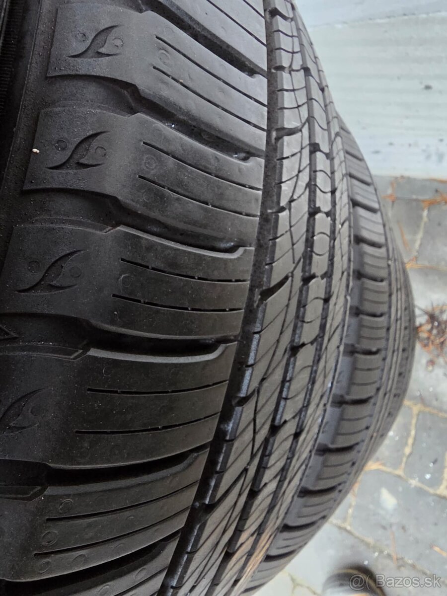 KUMHO CRUGEN PREMIUM KL33 255/50 R 20 105H - 2