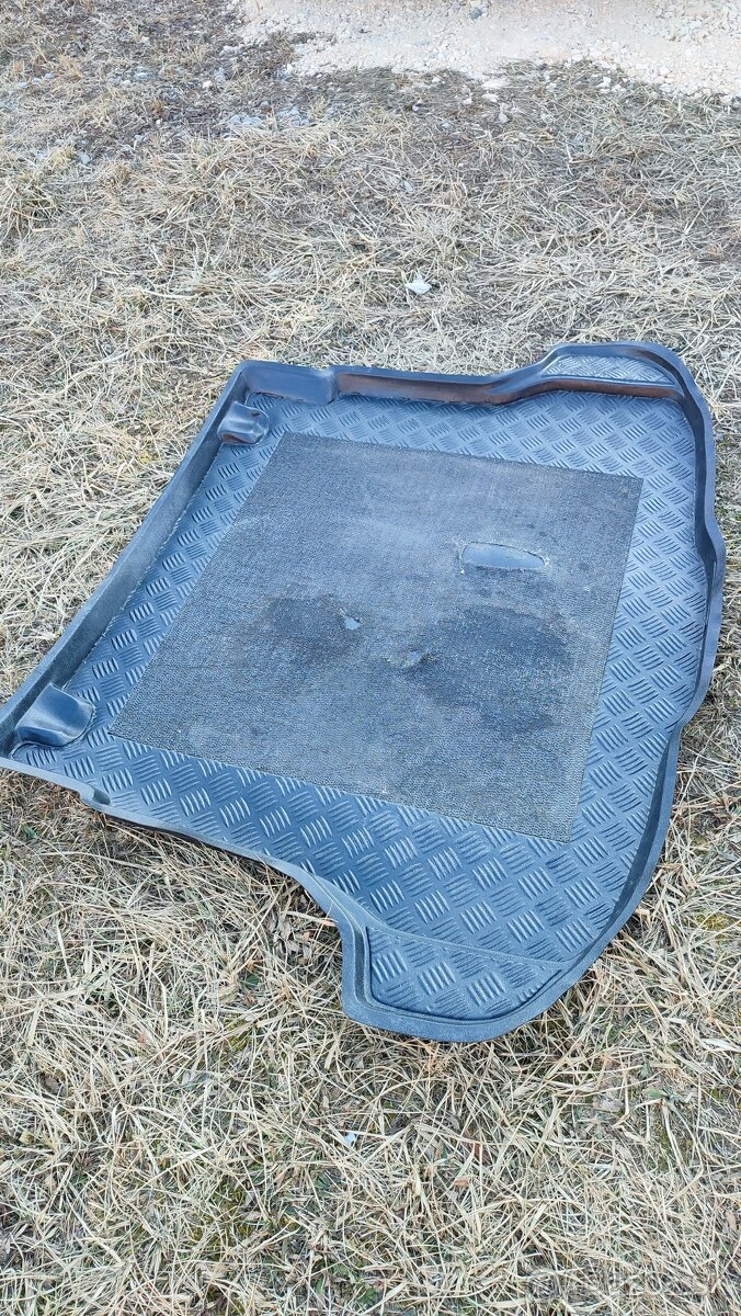 Vanička do kufra a gumové rohože Honda CR-V - 2