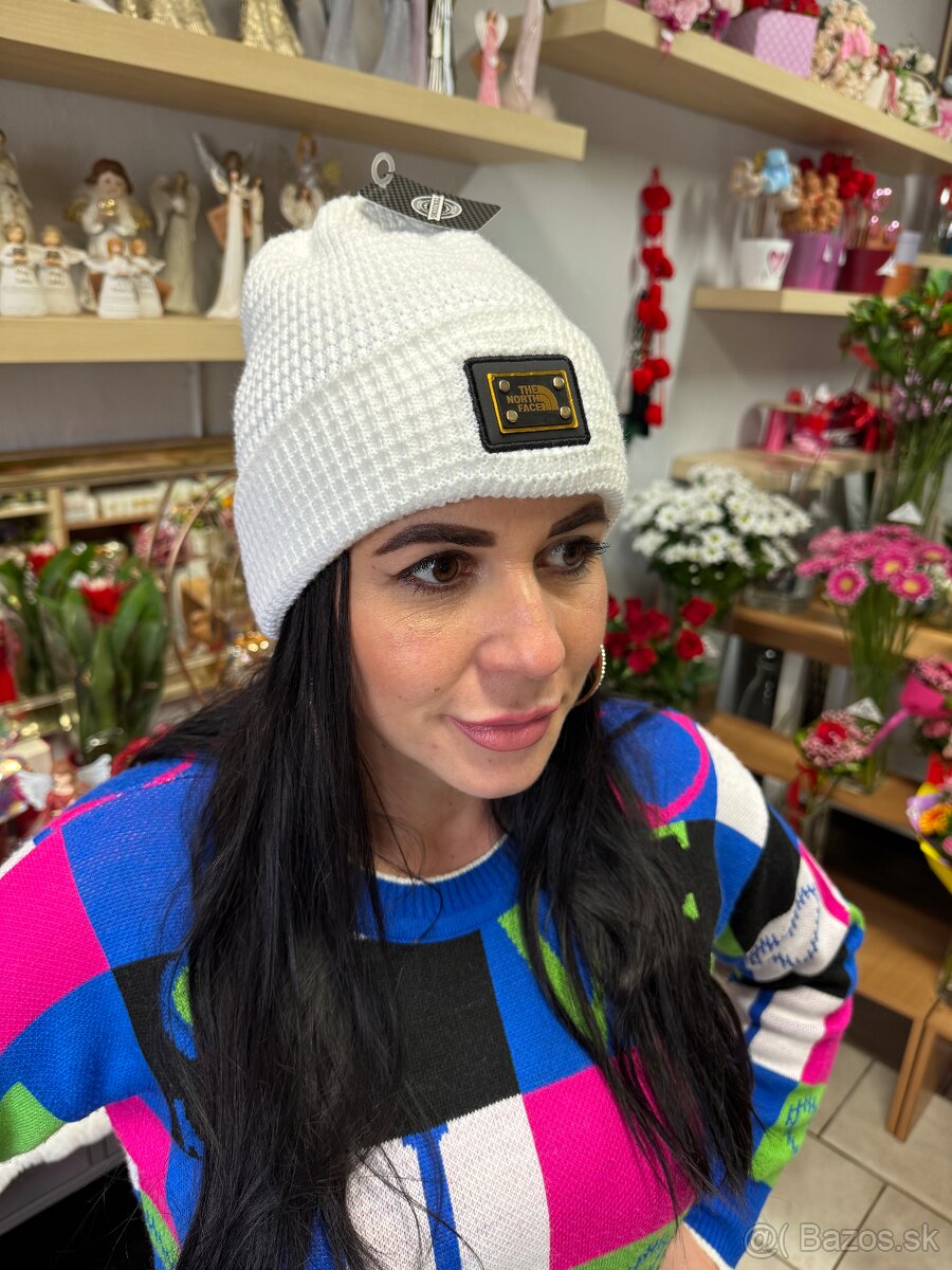 Svetrik XS/S plus čiapka - 2