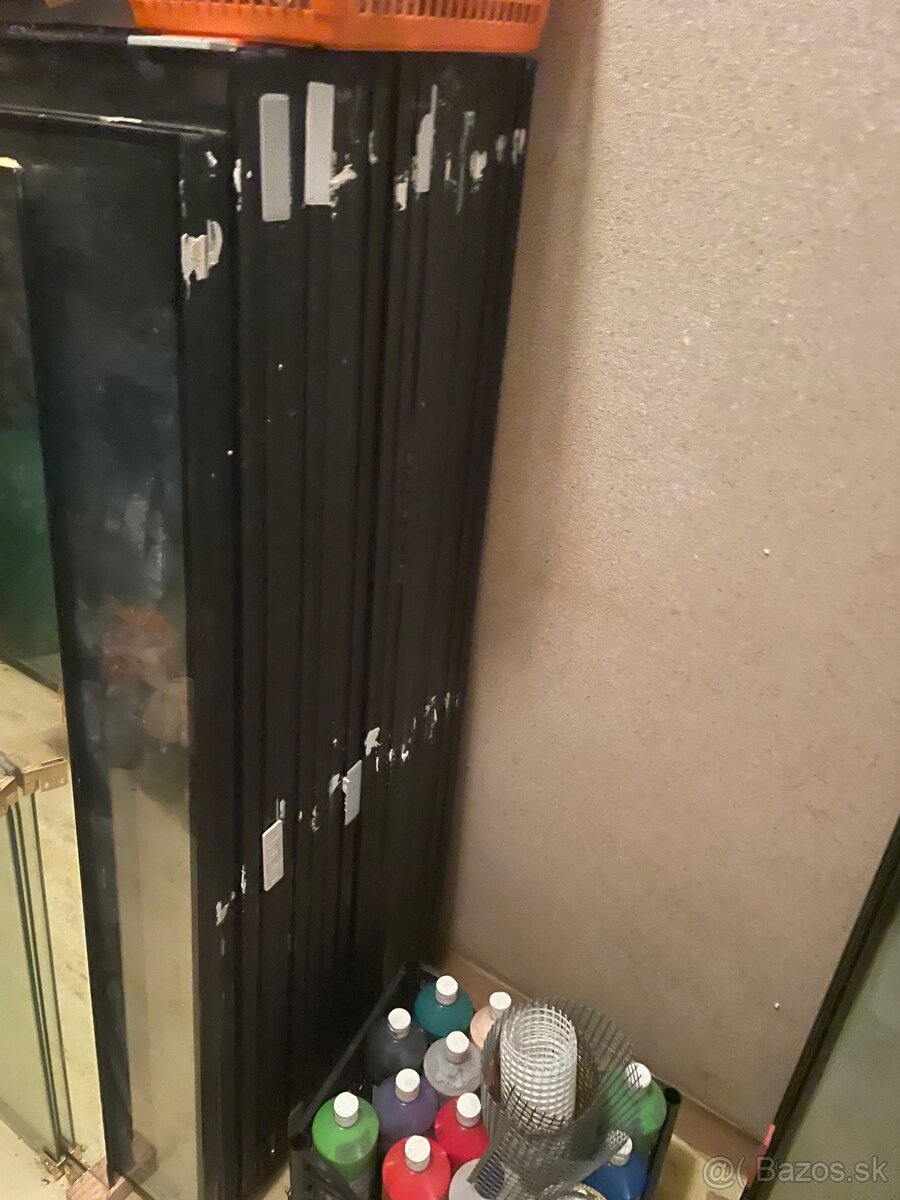 Darujem skla z plastových okien - 2