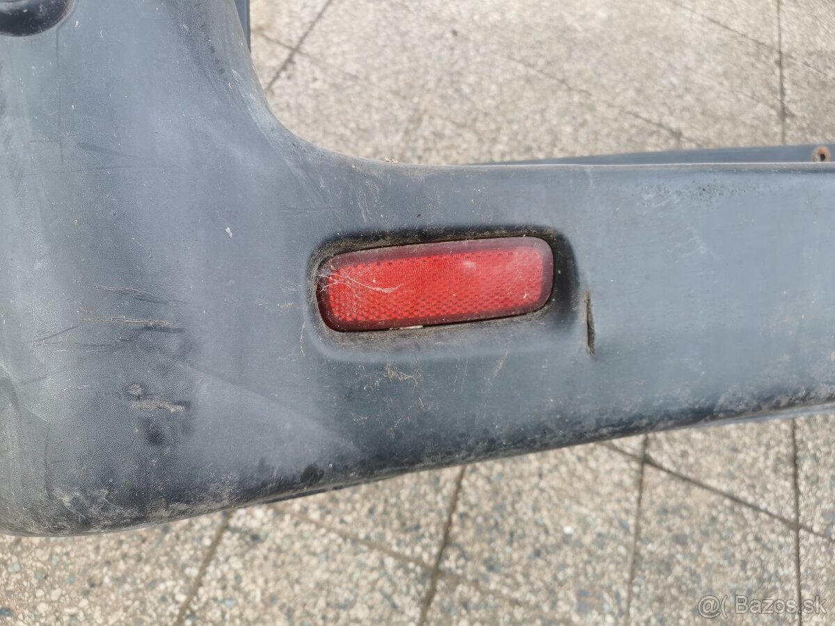 Zadný nárazník - 2