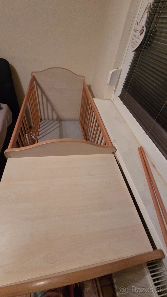 Detská postieľka s pultom - 2