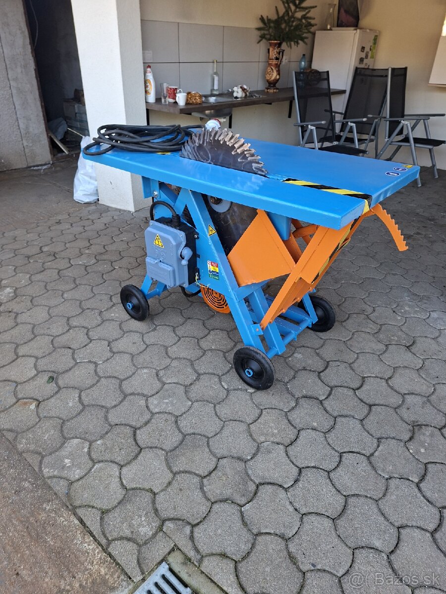 cirkular s košom a stolom - 2