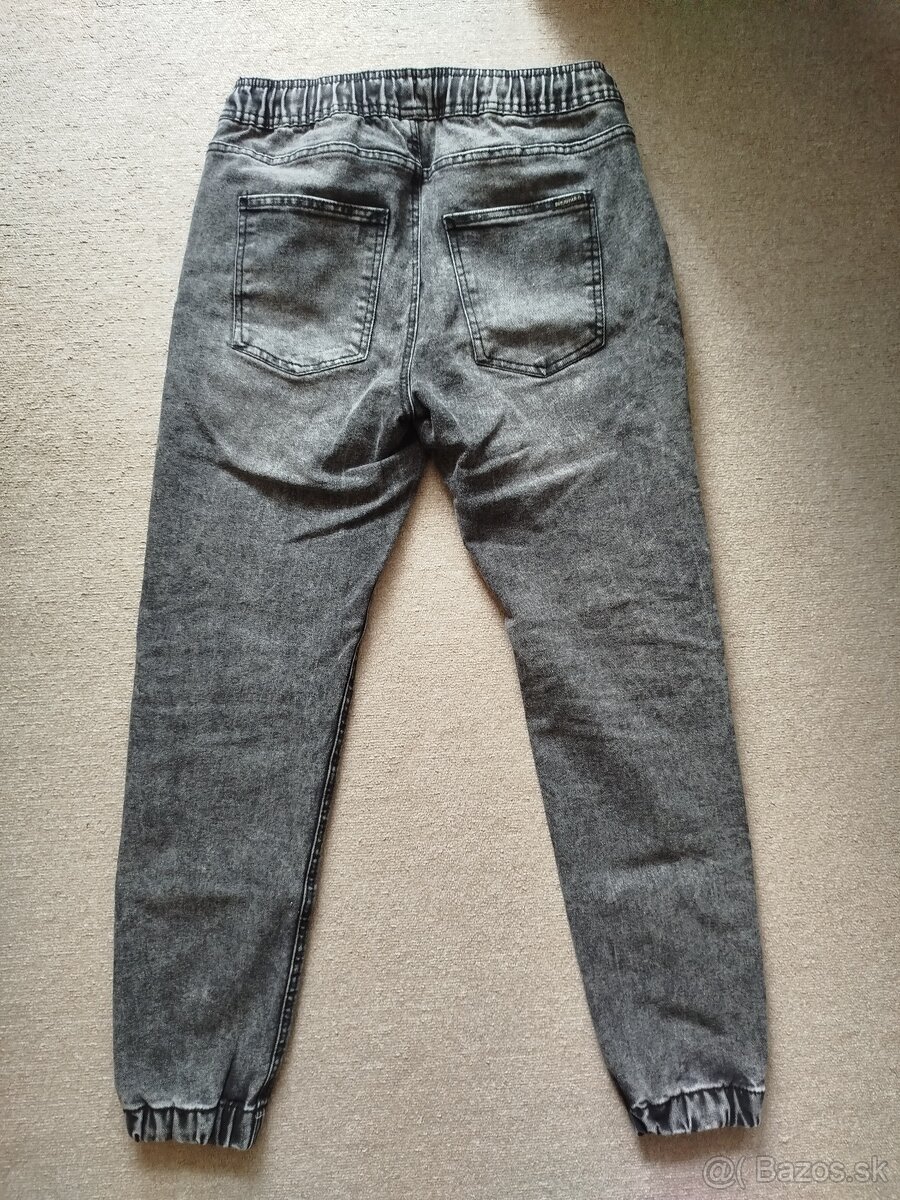 Pánske džínsy - 28 - sivé - 2
