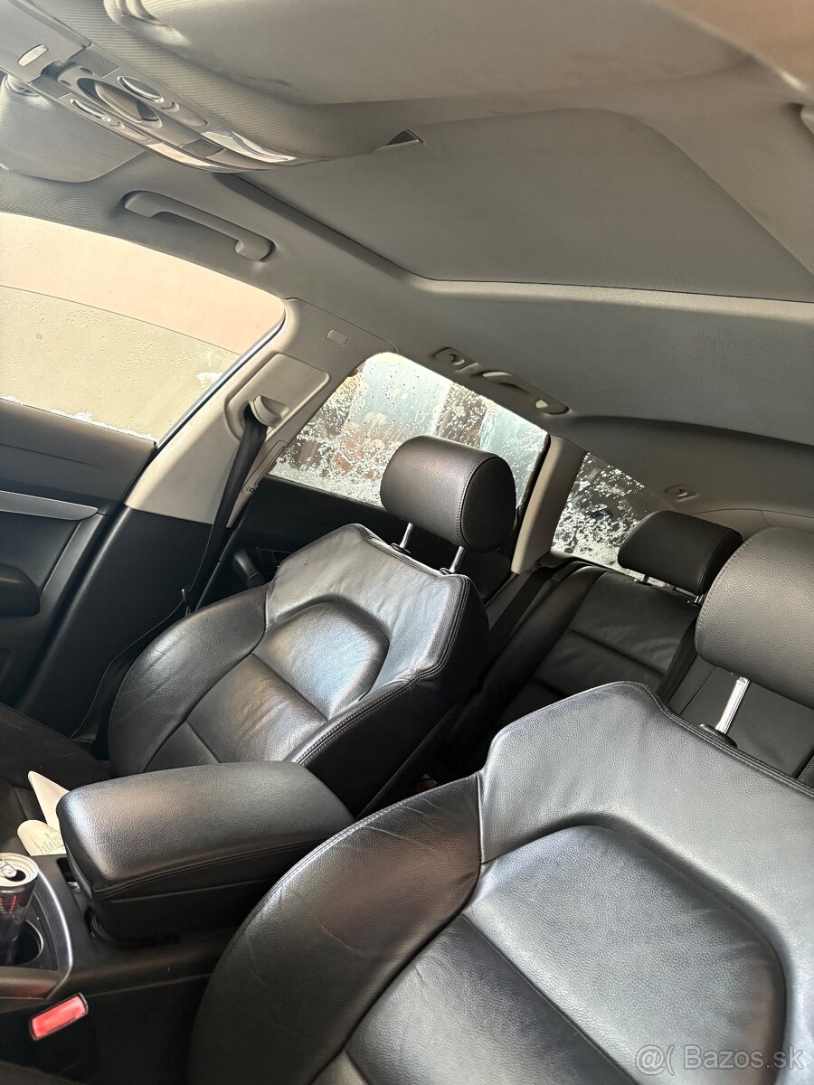 Interiér Audi A6 c6 Avant - 2