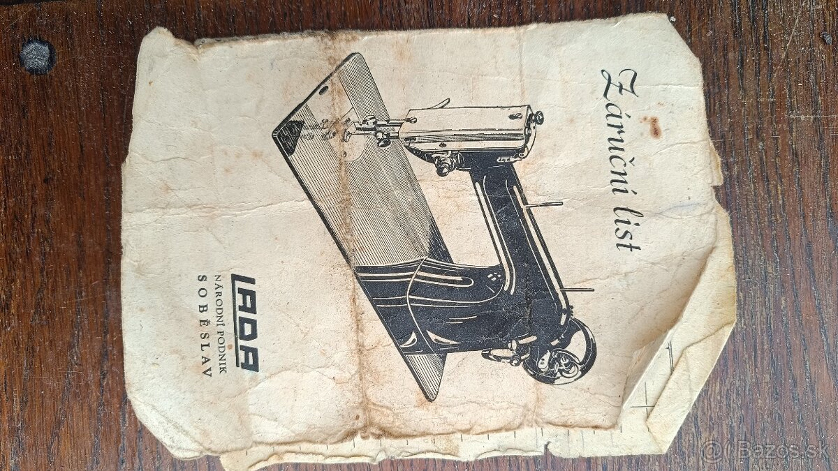 Šijací stroj Lada 122 - 2