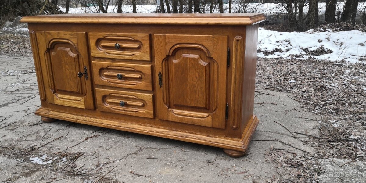 Rustikálna masivná komoda - 2