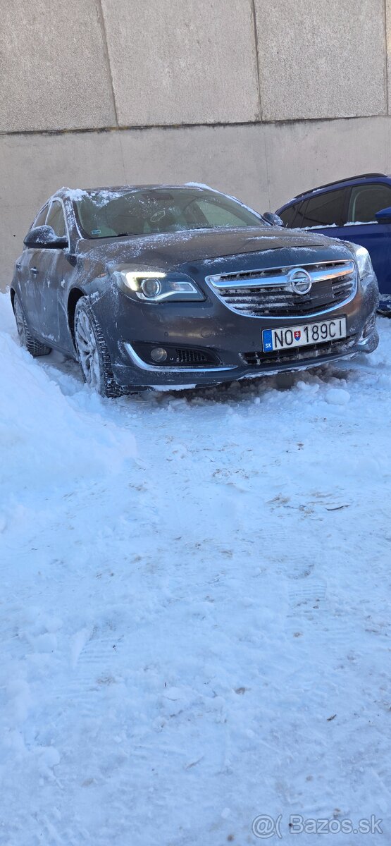 Opel Insignia ST - 2