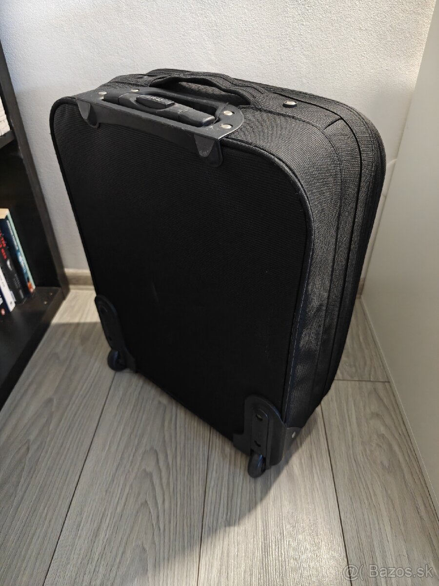 Cestovný kufor 35L - 2