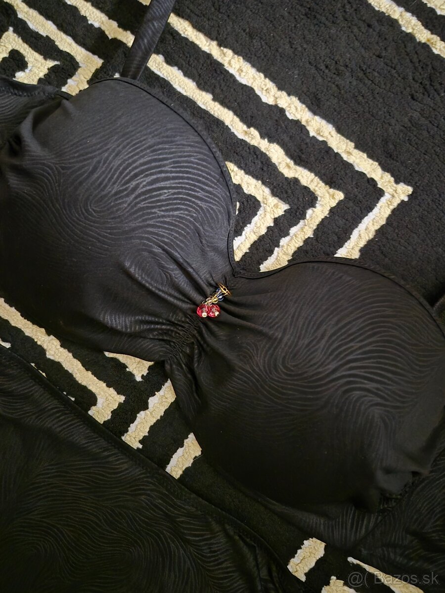 Predam znackove plavky - 2