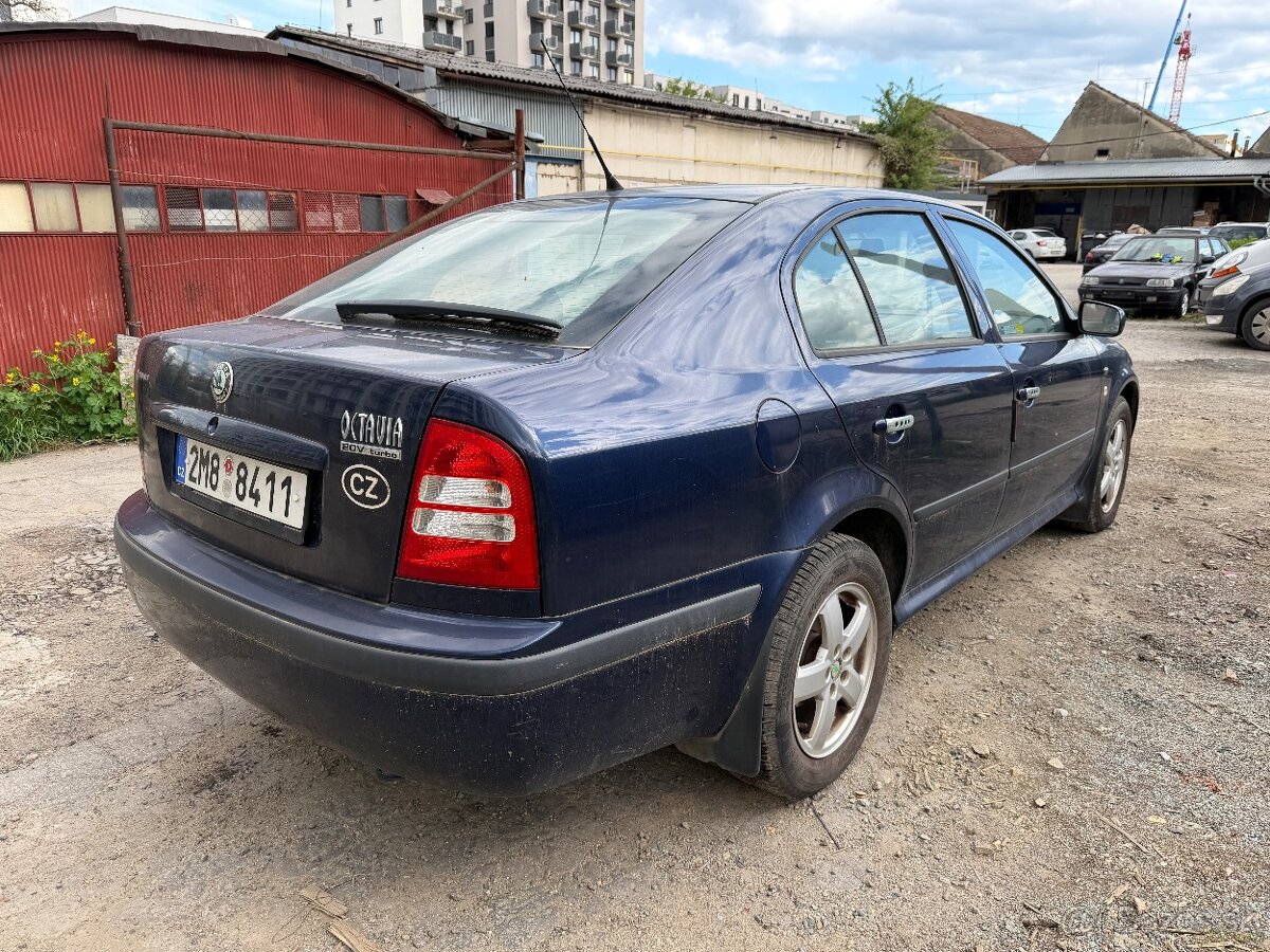 Škoda Octavia 1.8T 158t.km - 2