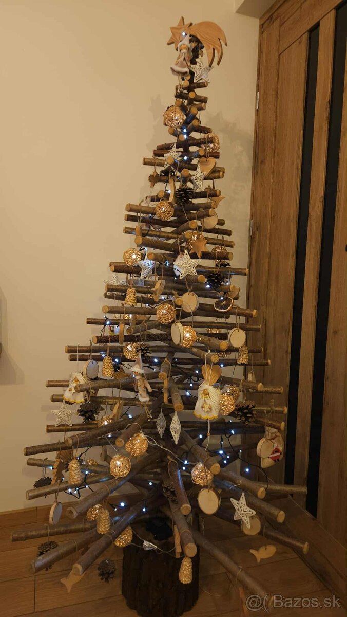 Drevený vianočný stromček - 2