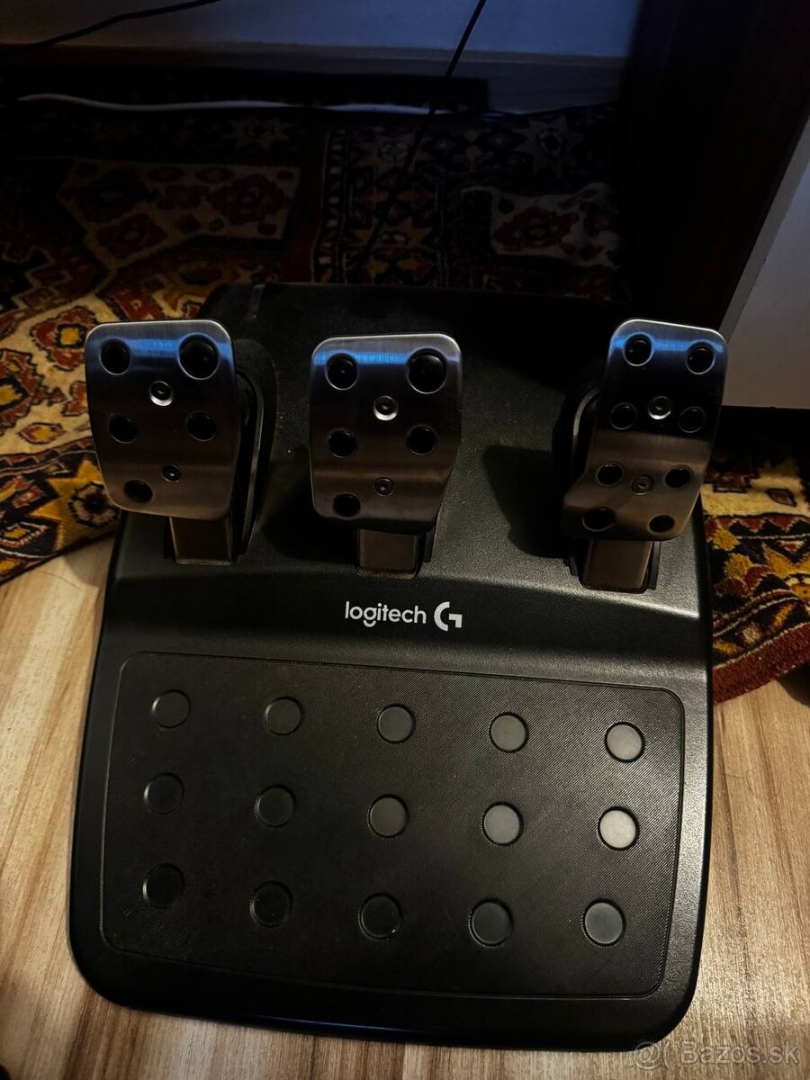 Predám herný Logitech G920 - 2