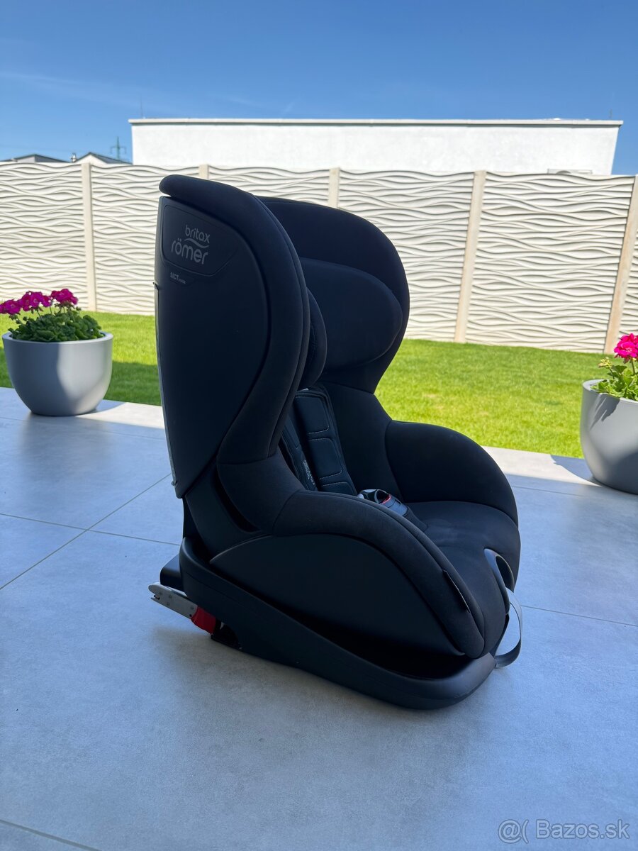 Britax Romer trifix i-size - 2