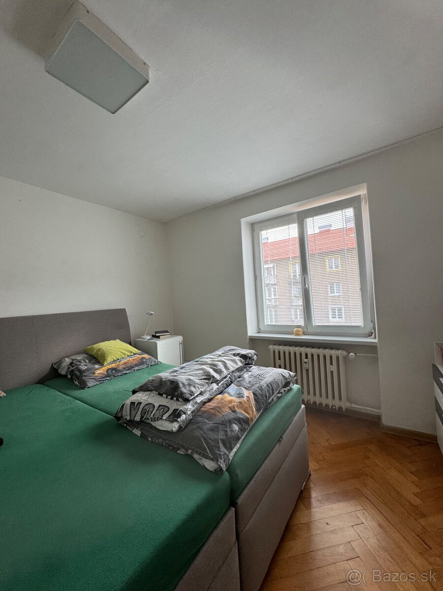 Predám 2i byt v centre mesta - 2