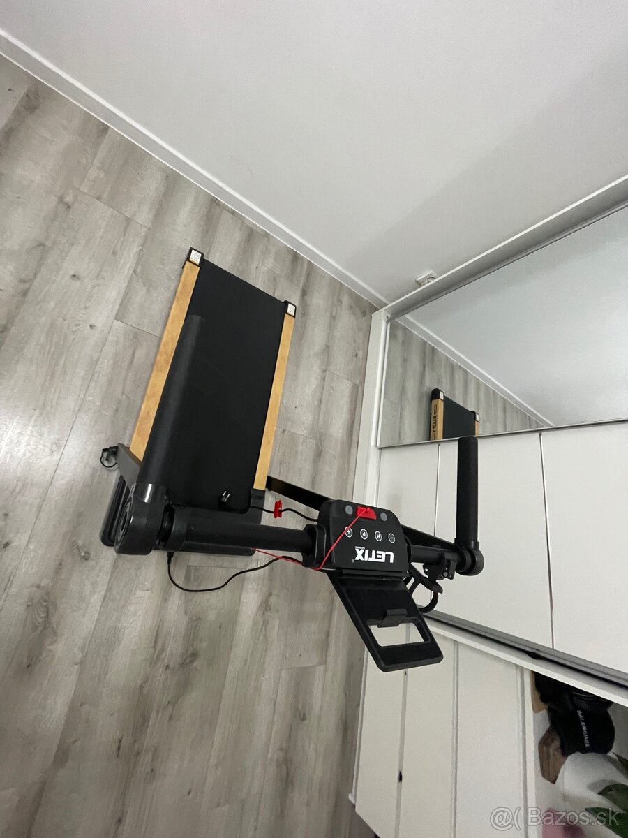 Elektrický bežecký pás FoldPro 2v1 s LCD displejom - 2