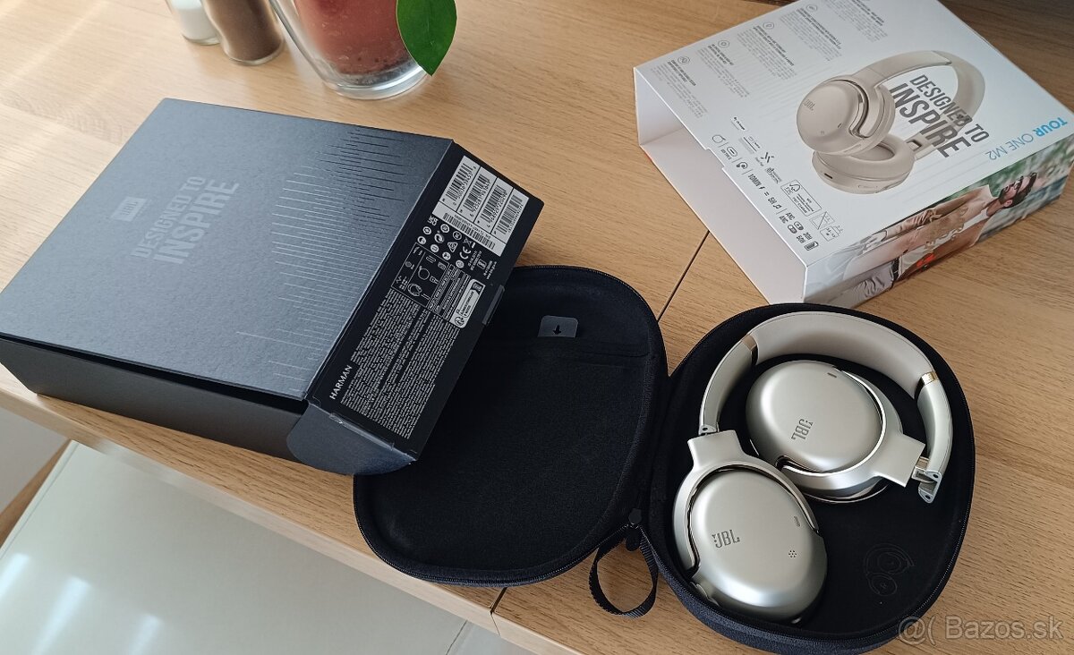 JBL Tour ONE M2 - 2