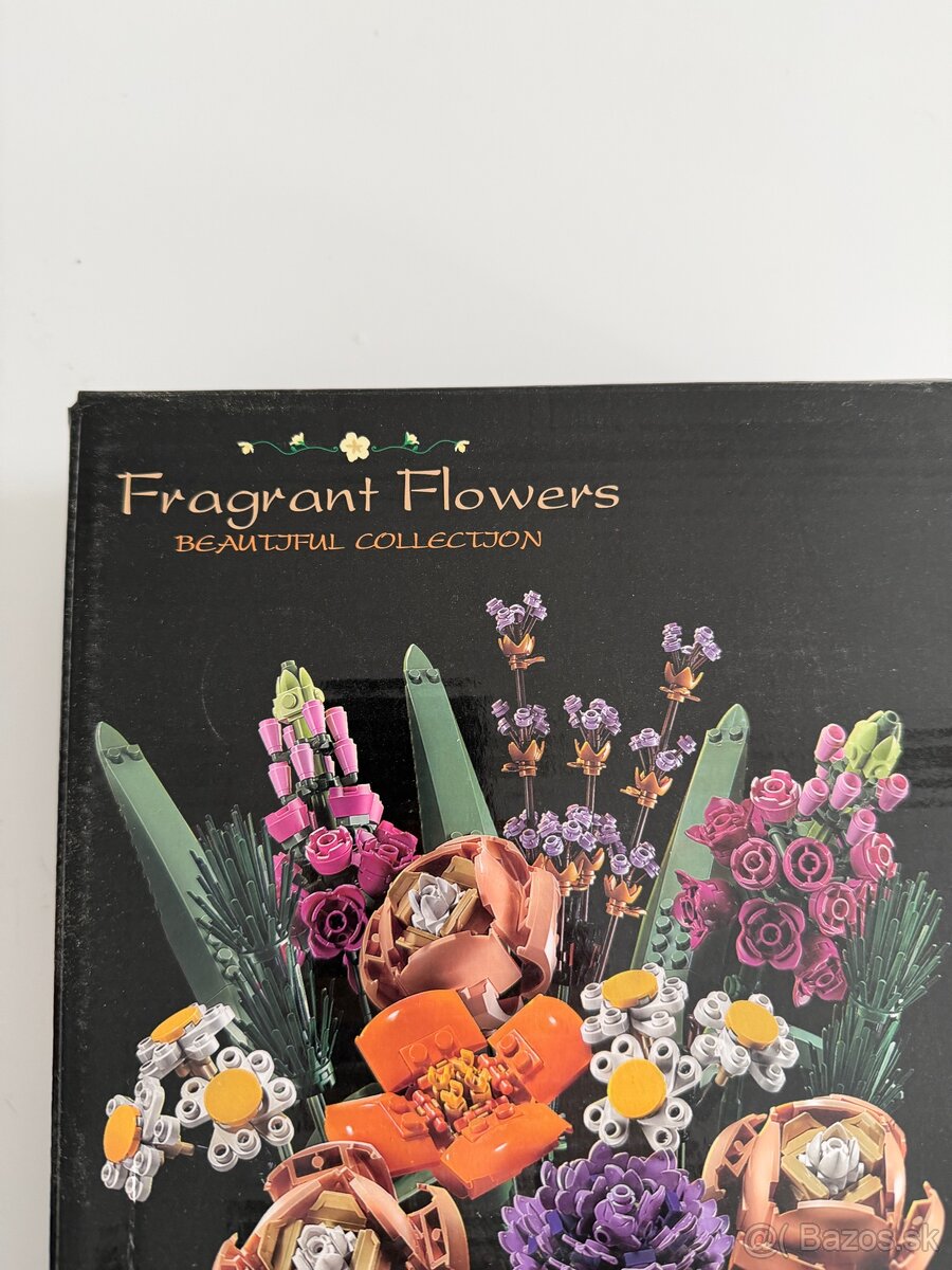 Lego Botanicals Fragrant Flowers Kytica - 2