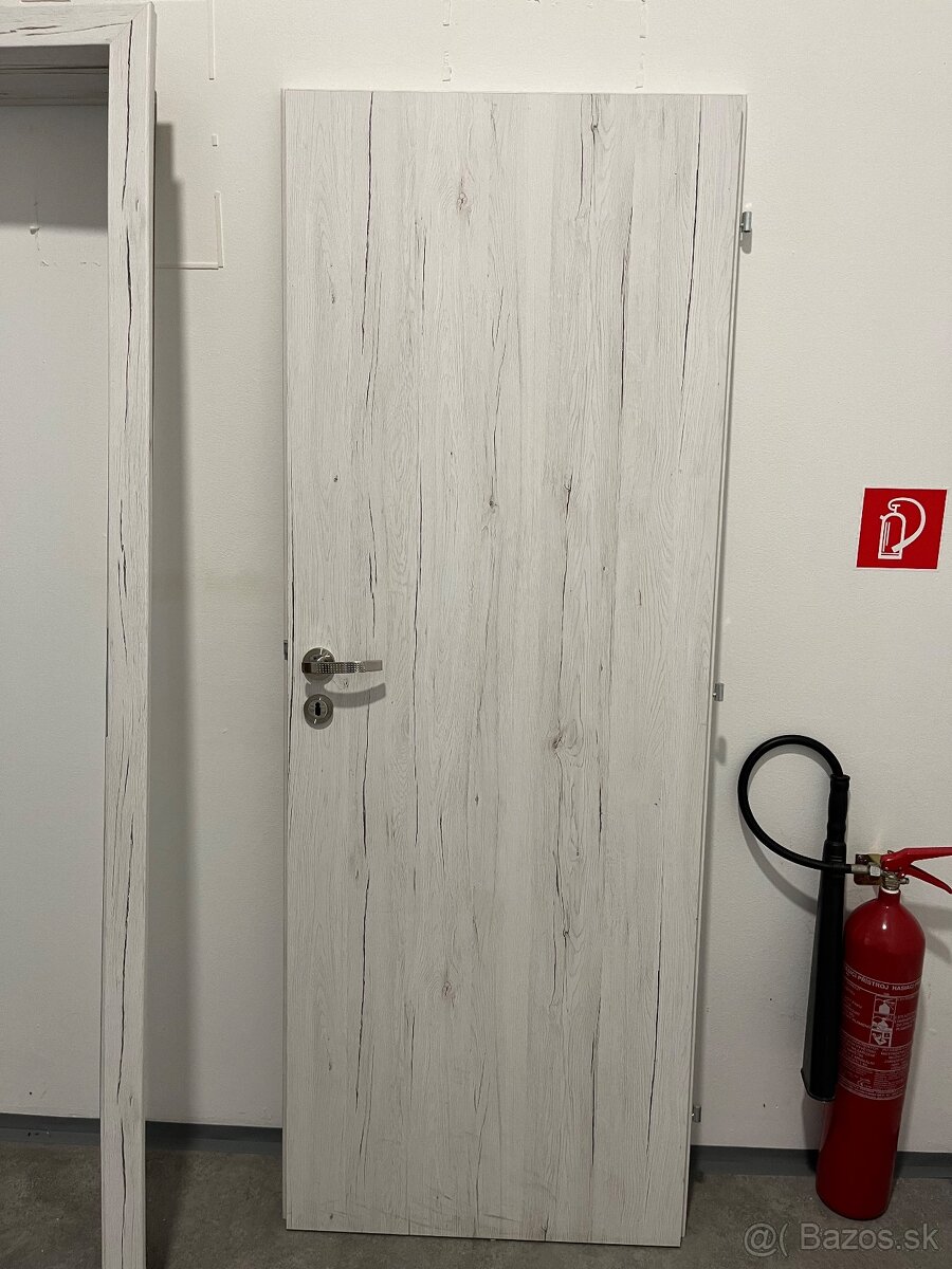 Predám dvere so zarubňou - 2