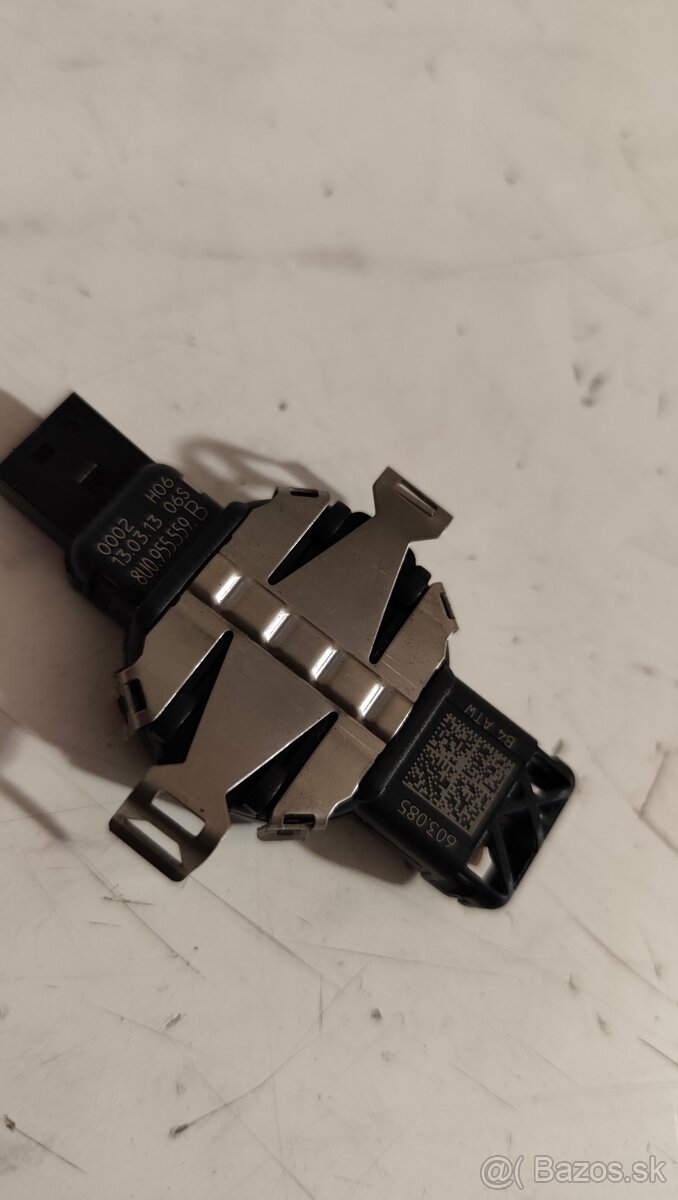 Senzor dažďa 8U0955559B - 2