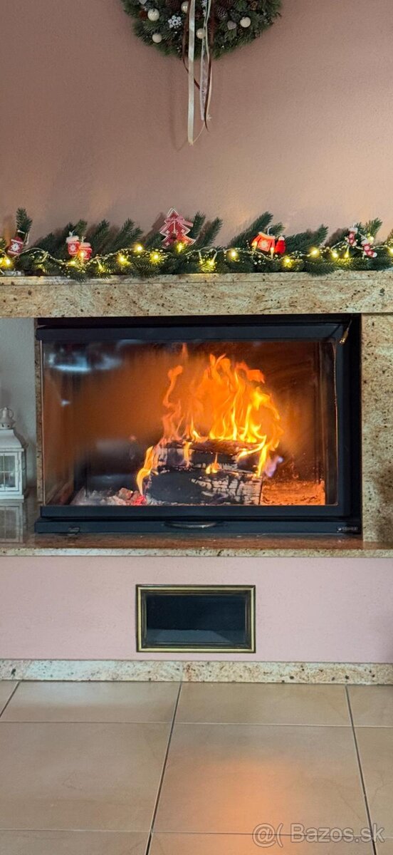 Rohová krbová vložka značky Supra - 2