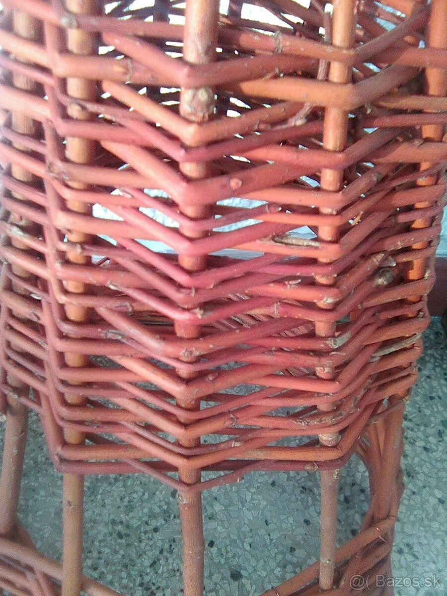 Predám ručne pletený, prútený stromček. - 2