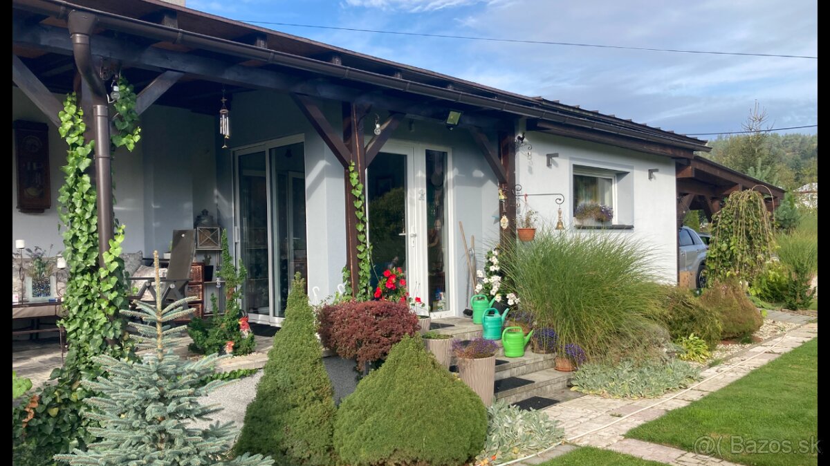 2 domy na predaj z nadhernou zahradou - 2