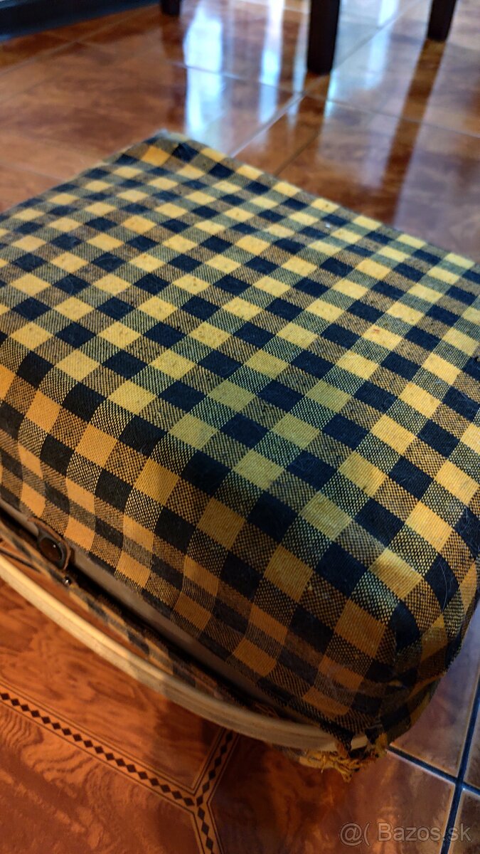 Predám magnetom. - 2