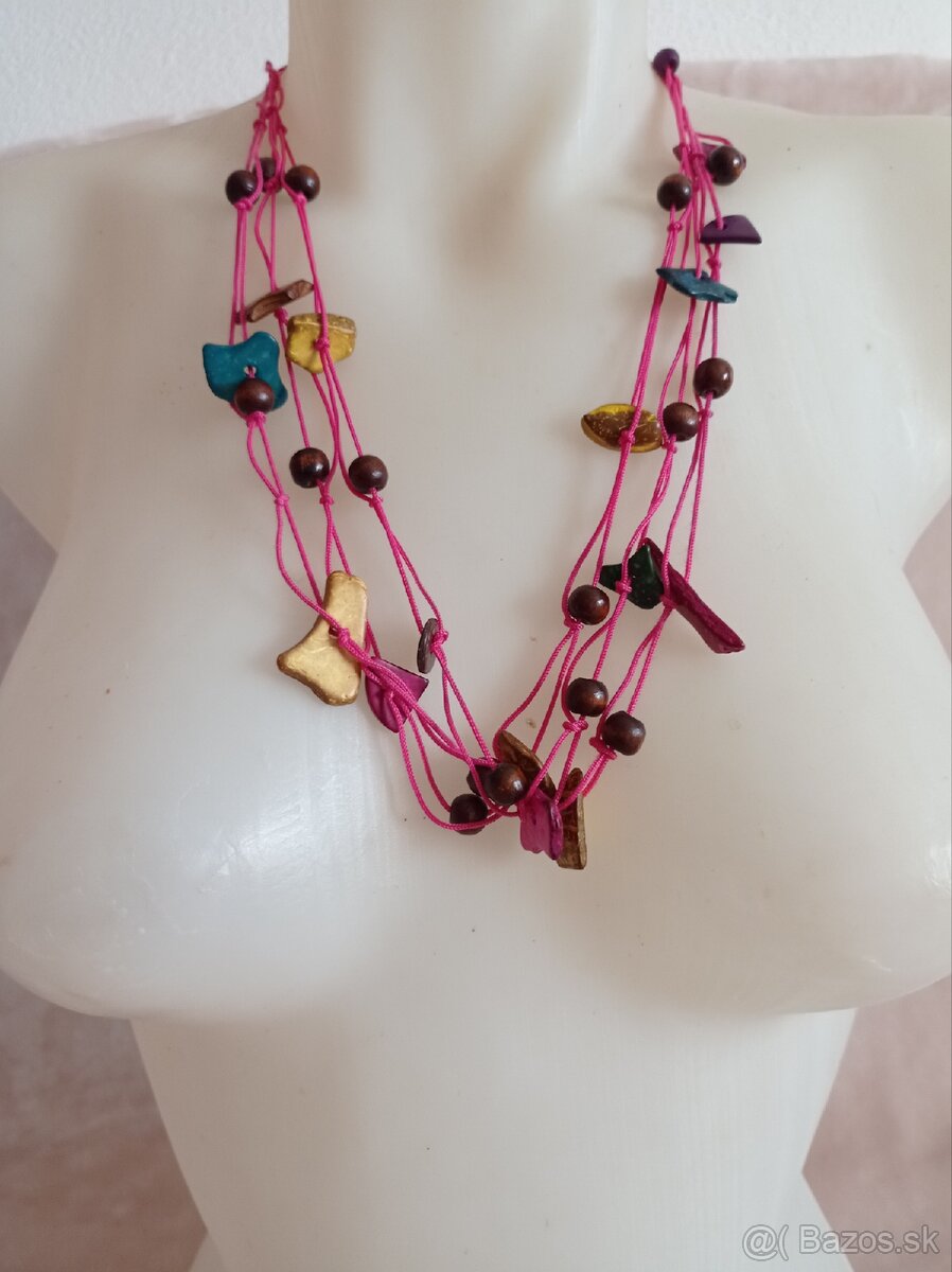 Náhrdelníky rôzne - 2